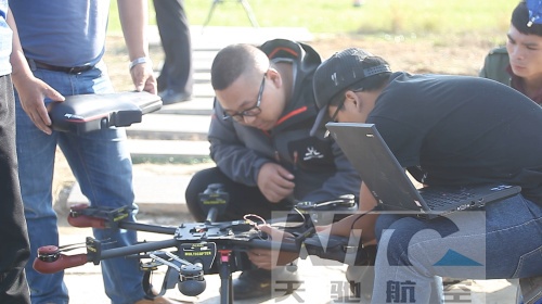 天驰航空零首付学无人机　轻松就业拿高薪