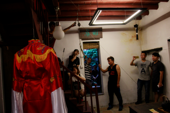 一条恐怖片网大是如何从开始走向末路的　（新团队血的教训)