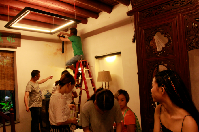 一条恐怖片网大是如何从开始走向末路的　（新团队血的教训)