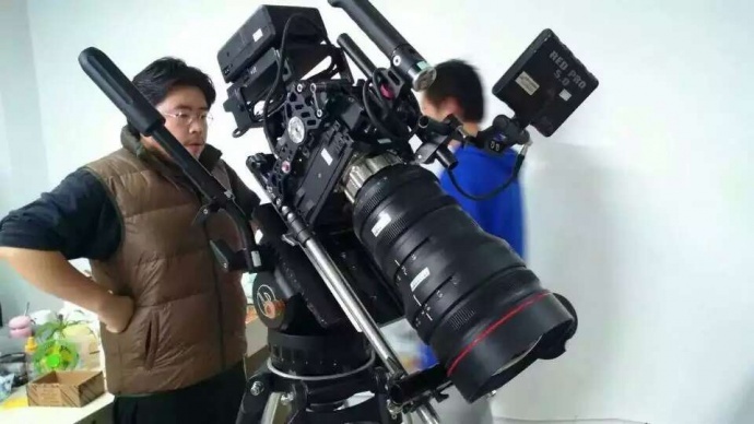 南京俊青电影机租赁