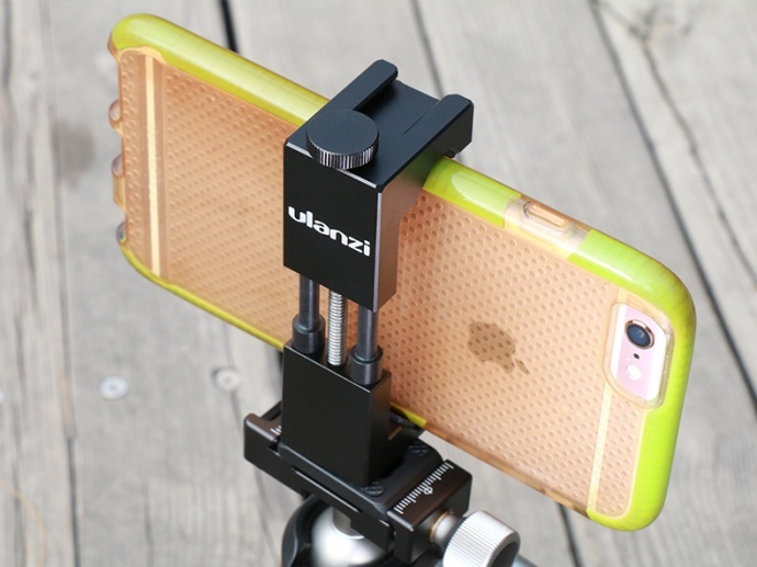 摄影人必备的金属手机夹 上手体验