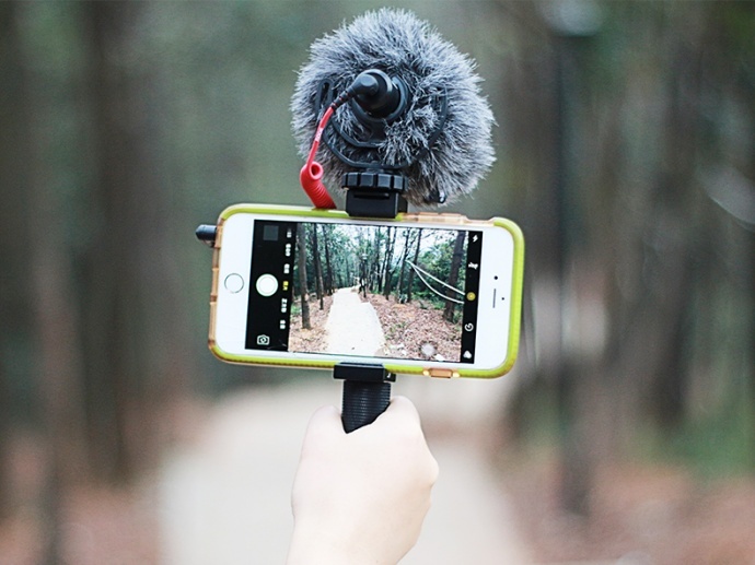 摄影人必备的金属手机夹 上手体验