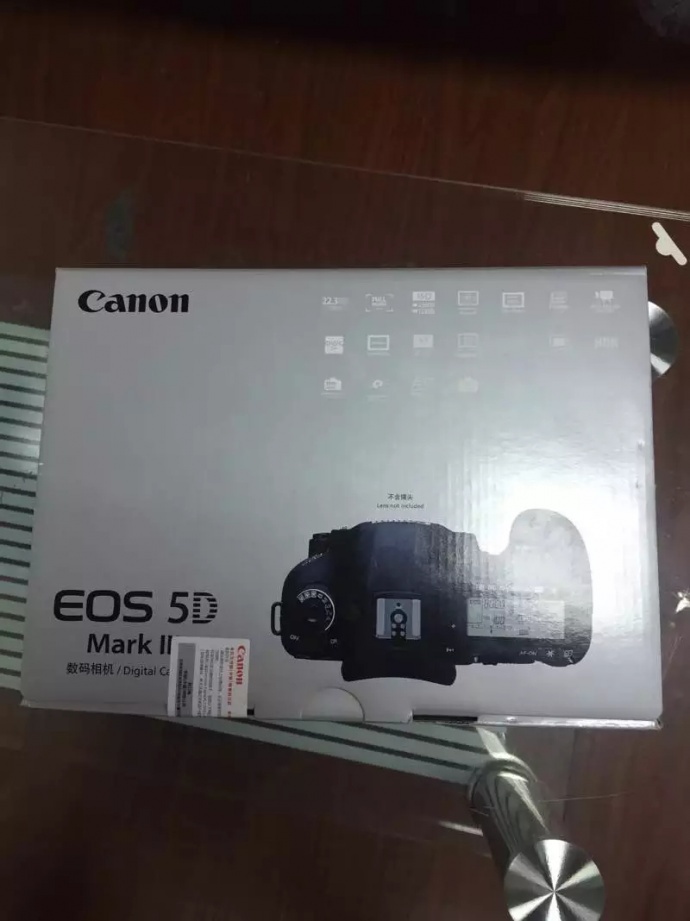 佳能5D3搭配24-70镜头　　19800元