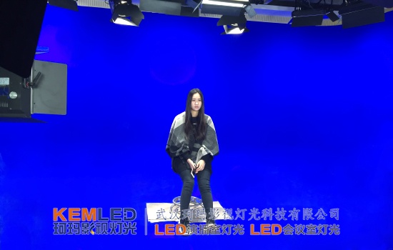 演播室灯光选择LED灯具的优势