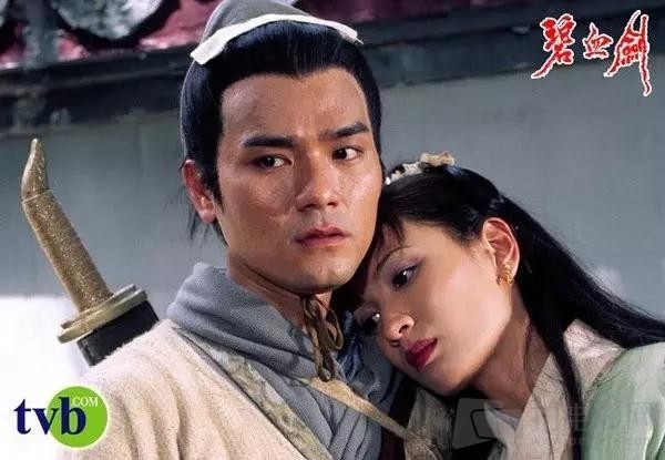 蛰伏三十年，“配角专业户”的他终于拿下金像奖影帝！