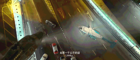 勇往直前的刘德华“超人归来”，他这部不输《速8》的新片也让华语电影恢复了几分元气