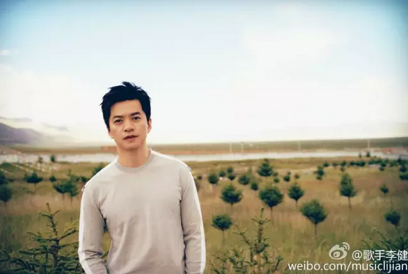 李健和冯唐两位文艺男神联手搞事情？感受到了来自《春风十里》成吨的荷尔蒙...