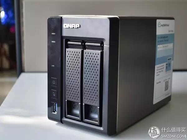 NAS的初次体验：QNAP 威联通 TS-253A 裸身上映