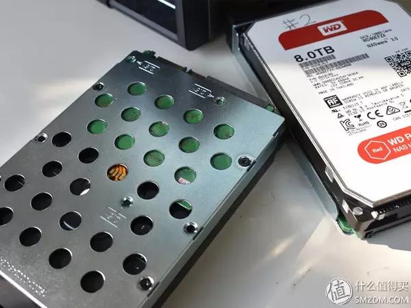 NAS的初次体验：QNAP 威联通 TS-253A 裸身上映