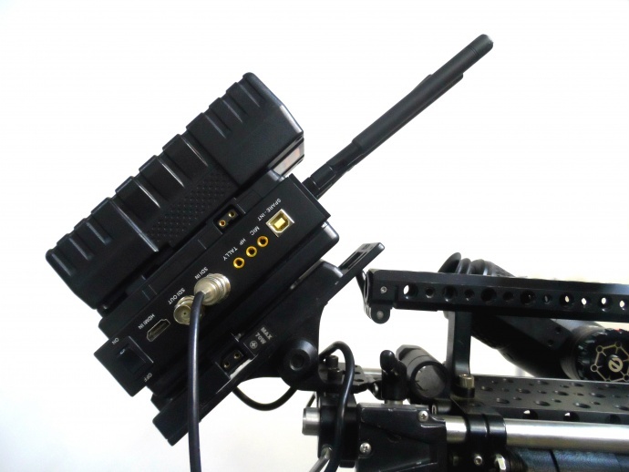 摄像器材新标配--RED ONE小武器斯佳丽乌鸦艾派克EPIC,索尼f55,佳能5D即装即用高清无线图传