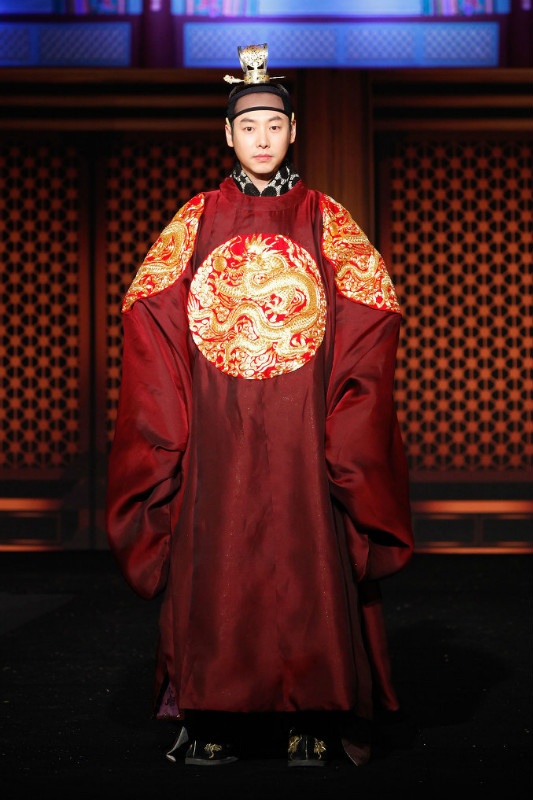 后宫：一个锁住欲望的地方