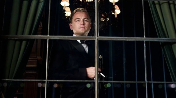 爱能让人一步登天，情可使人万劫不复