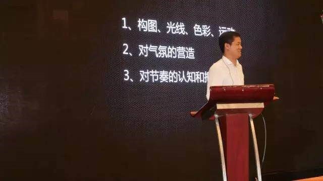 RAYZR雷蛇R7，与你一“录”同行