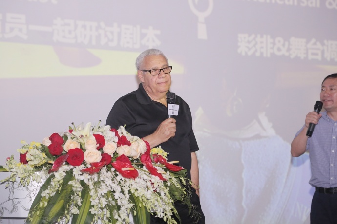 艾美奖导演兼制作人Georgesn.Chamchoum