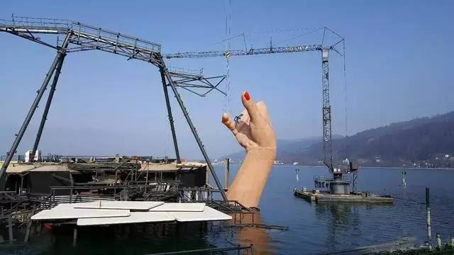 广州活动策划之布雷根茨艺术节的水上舞台