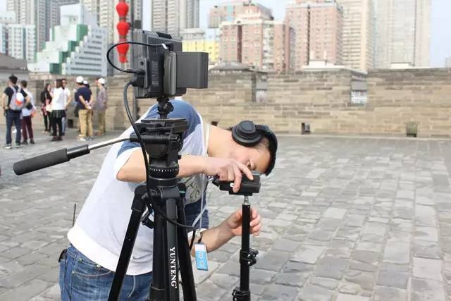 穿越之旅：ELink高清无线传输器带你走近古城墙