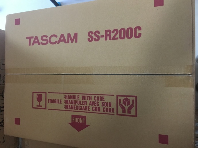 TASCAM 泰斯康姆 SS-R200C便携式录音机到货