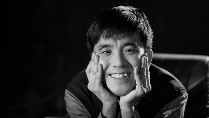 走过28年，脑瘫导演呈上《来者不善》，爱奇艺已独播上线！