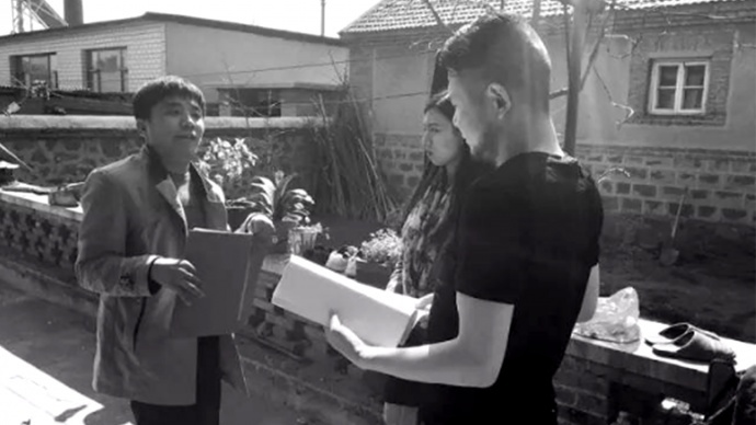 走过28年，脑瘫导演呈上《来者不善》，爱奇艺已独播上线！