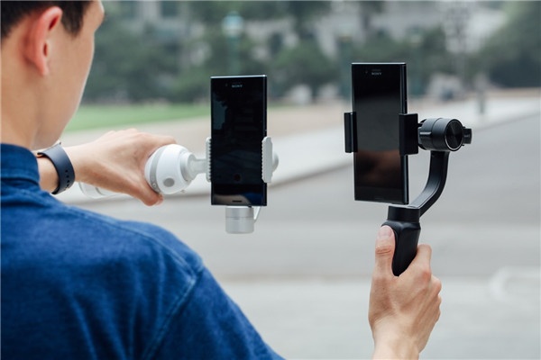 ​朋友圈摄影大赛夺冠王 手机稳定器哪家强