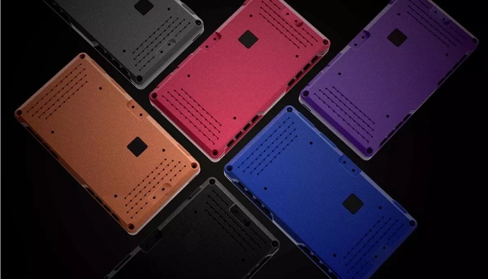 搭档手持稳定器FEELWORLD F550 4K小监 让您的拍摄生涯完美提升