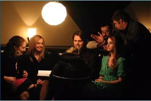 演员照明or场景照明?你先从哪个开始!如何构思场景的照明设置