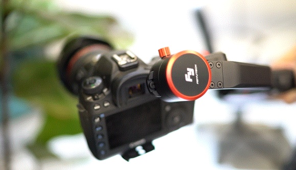 飞宇α2000,这款稳定器真的有那么好?