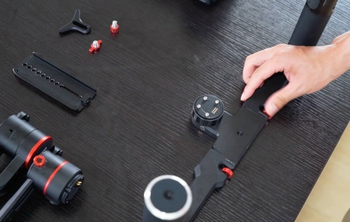 飞宇α系列稳定器调平演示 | 入门教学视频