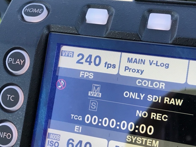 松下VariCam LT如何搭配Odyssey 7Q录制2K / 240fps RAW？