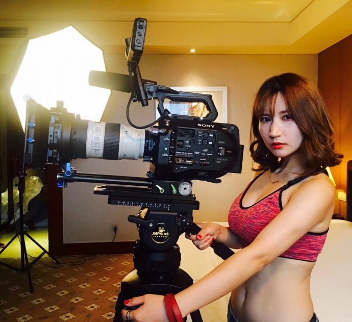 捷拍三脚架客户使用现场