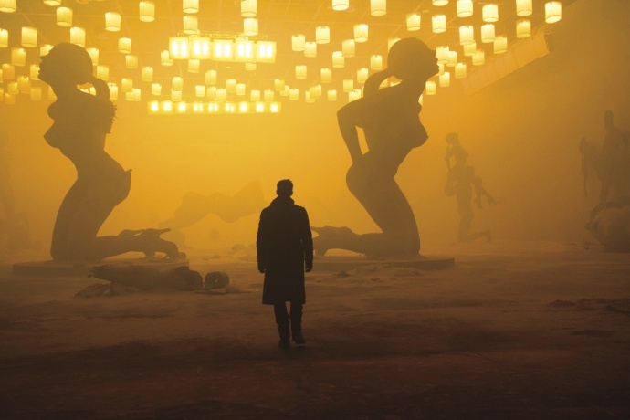 打造科幻文艺大片《银翼杀手2049》时，导演在想些什么？