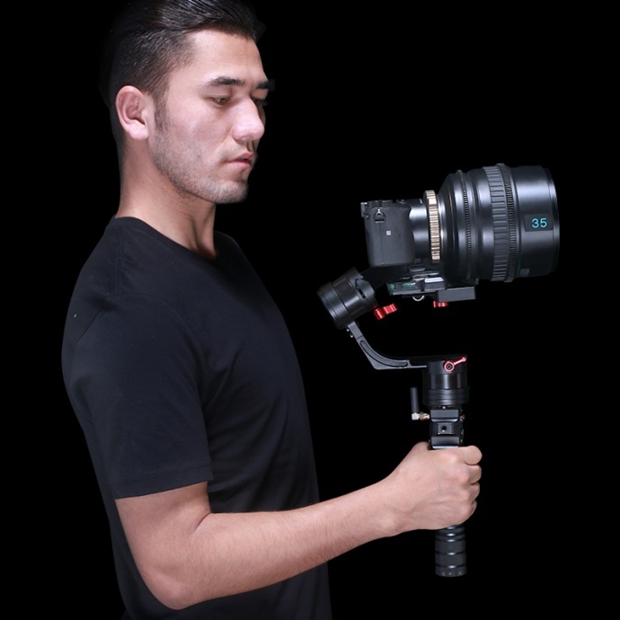 麦隆金刚—FreeStyle范儿的实力单反稳定器