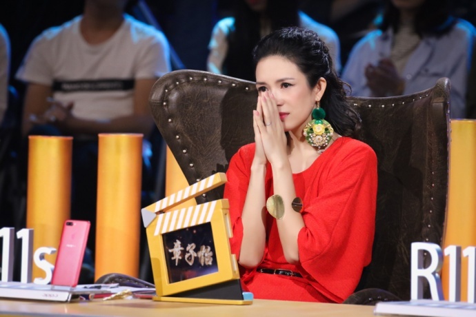 章子怡变“娘娘”二怼刘烨 谈大女儿：想给她所有的爱