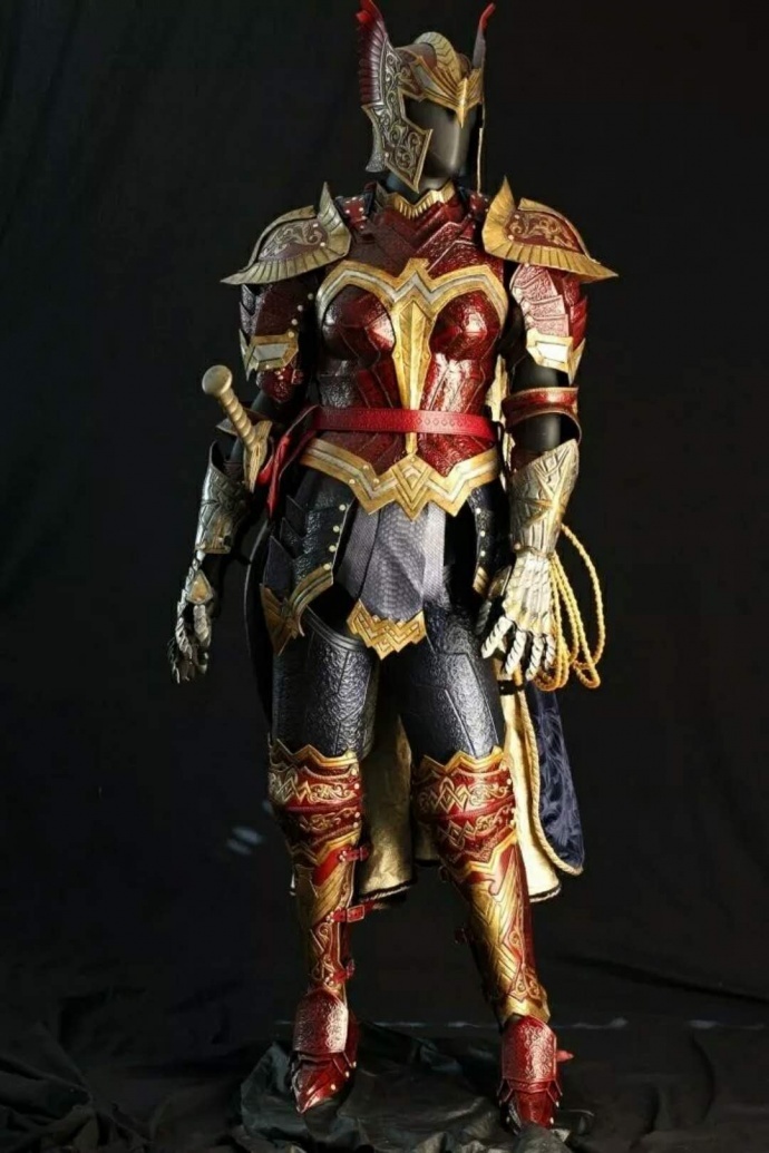 中世纪神奇女侠护甲，各项属性+999