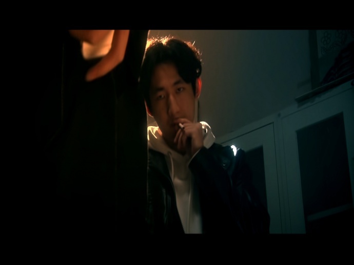 这几个95后大学生竟自己拍了部神片，开头就把我吸引住了！