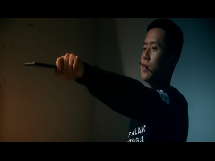 这几个95后大学生竟自己拍了部神片，开头就把我吸引住了！