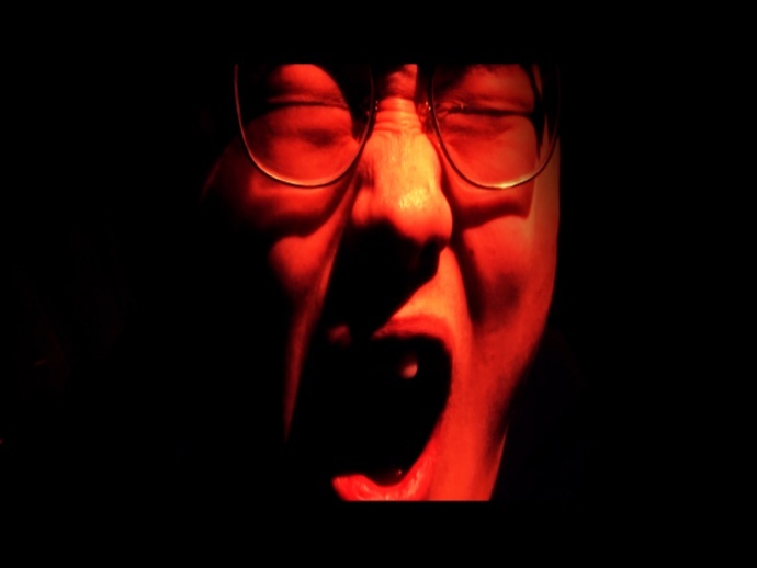 这几个95后大学生竟自己拍了部神片，开头就把我吸引住了！