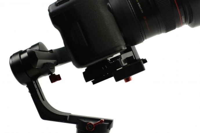 ​麦隆金刚稳定器助你在拍摄中应对自如，自由创意！