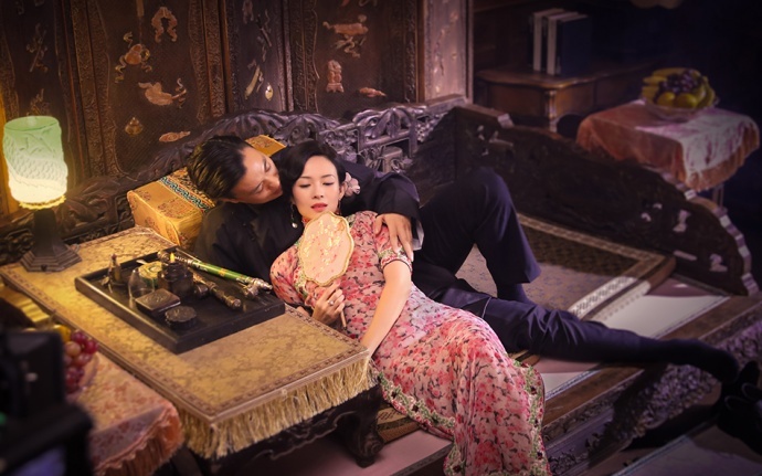 章子怡致敬经典《胭脂扣》 旗袍造型风华绝代