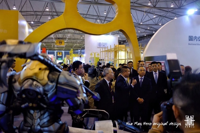 华漫英雄在成都