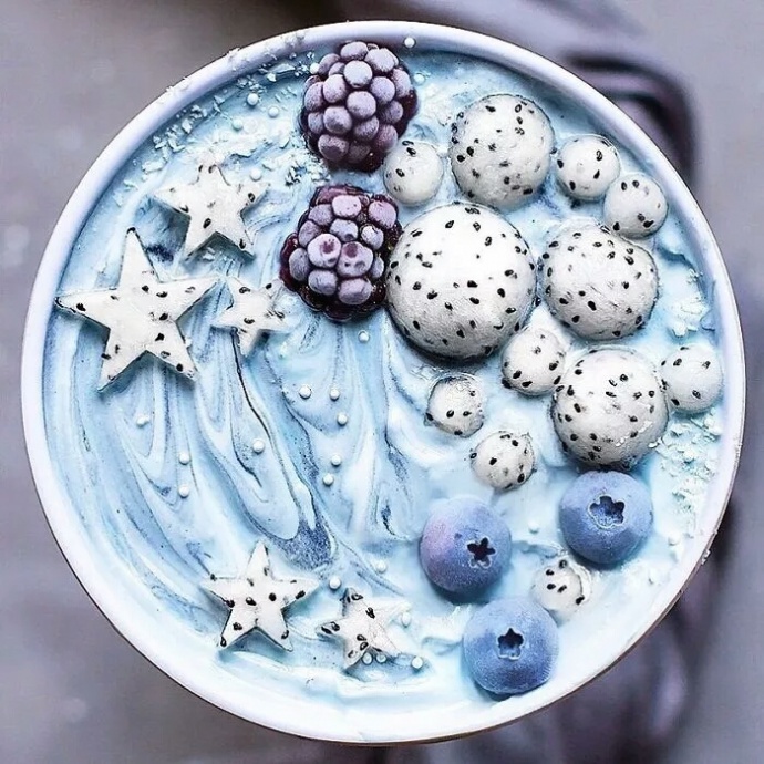 某网红Samira Kazan的“彩虹食品”，味道和营养不说，样子还不错