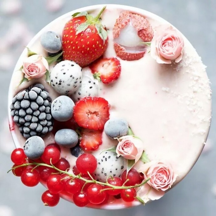 某网红Samira Kazan的“彩虹食品”，味道和营养不说，样子还不错