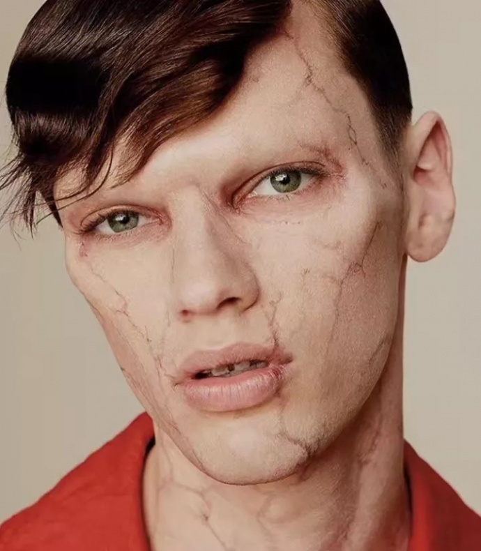 除了吓人更可以动人，不就膝盖吗？给你就是了！