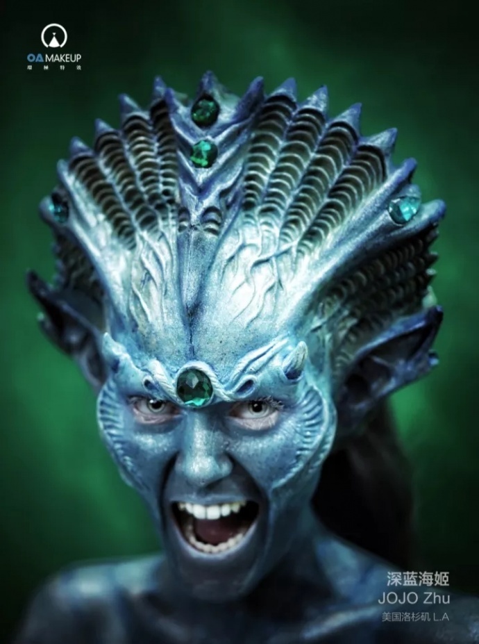 除了吓人更可以动人，不就膝盖吗？给你就是了！