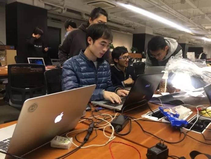 霖泽传媒助阵《最强大脑》| 强强联手 一触即发