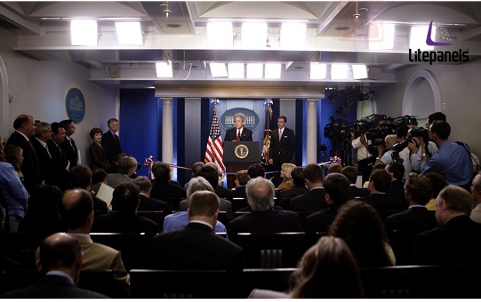 美国 Litepanels Astra 1*1 的LED平板柔光灯