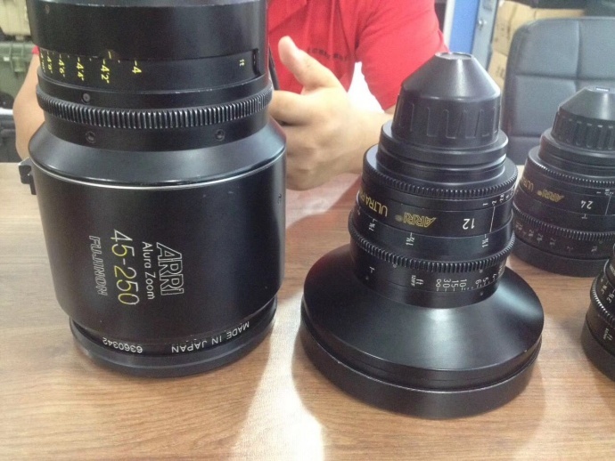 【二手转让】ARRI UP　12定焦　　 45-250 各一颗　 现货出售 要的联系18518717197小娄