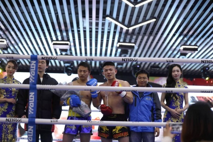 “一带一路，振兴中华”民间自由搏击赛八号公园火热开战