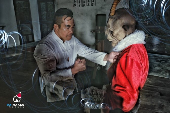 第一次在地球过圣诞，感觉还不错！