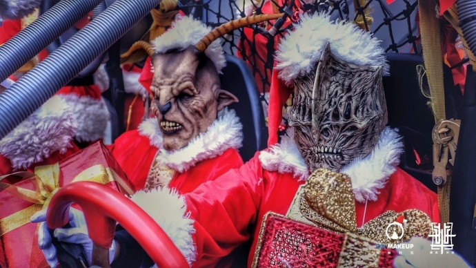 第一次在地球过圣诞，感觉还不错！